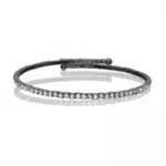 Armring svart med stenar bijouterier silvertonat