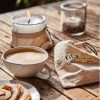 Fika ljus ute