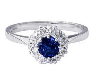 ring med blå safir och diamanter